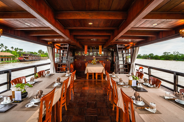 Funan Cruises in Cai Be