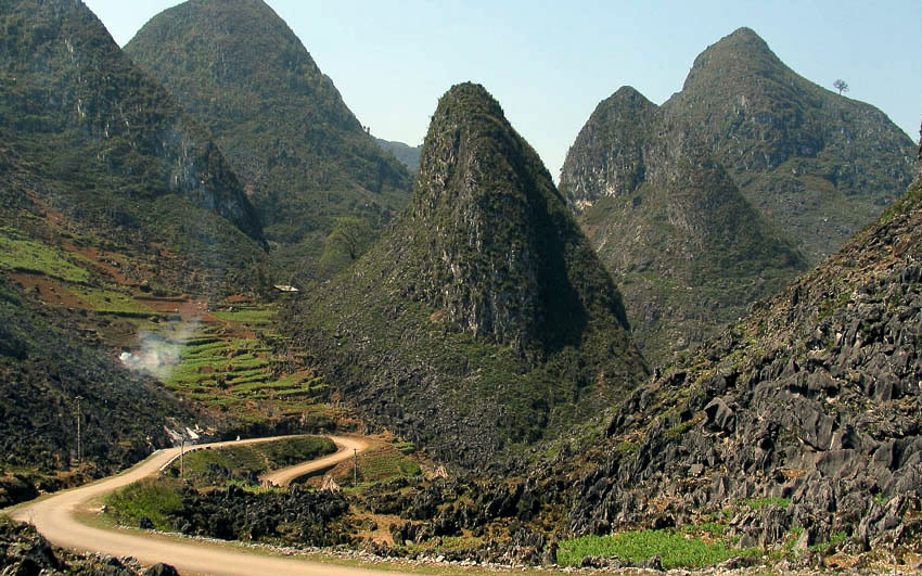 rochers karstiques à Ha Giang rochers karstiques à Ha Giang