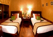 Twin Cabin on Indochina Sails Cruises Halong Bay, Vietnam Indochina Sails Cruises Halong Bay, Vietnam