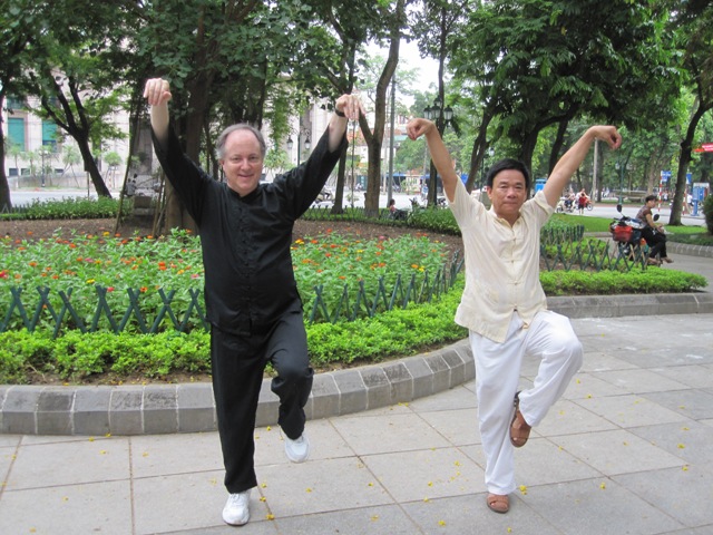Tai Chi exercise à Hanoi Tai Chi exercise à Hanoi