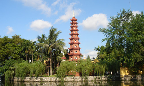 Tran Quoc pagoda on West Lake Hanoi Tran Quoc pagoda on West Lake Hanoi